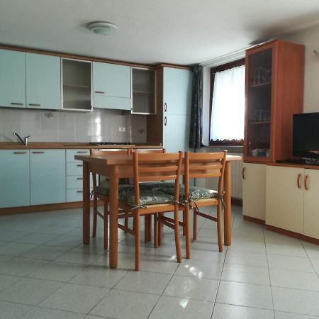 Appartamento Con Vista Chez Mary Roisan 外观 照片