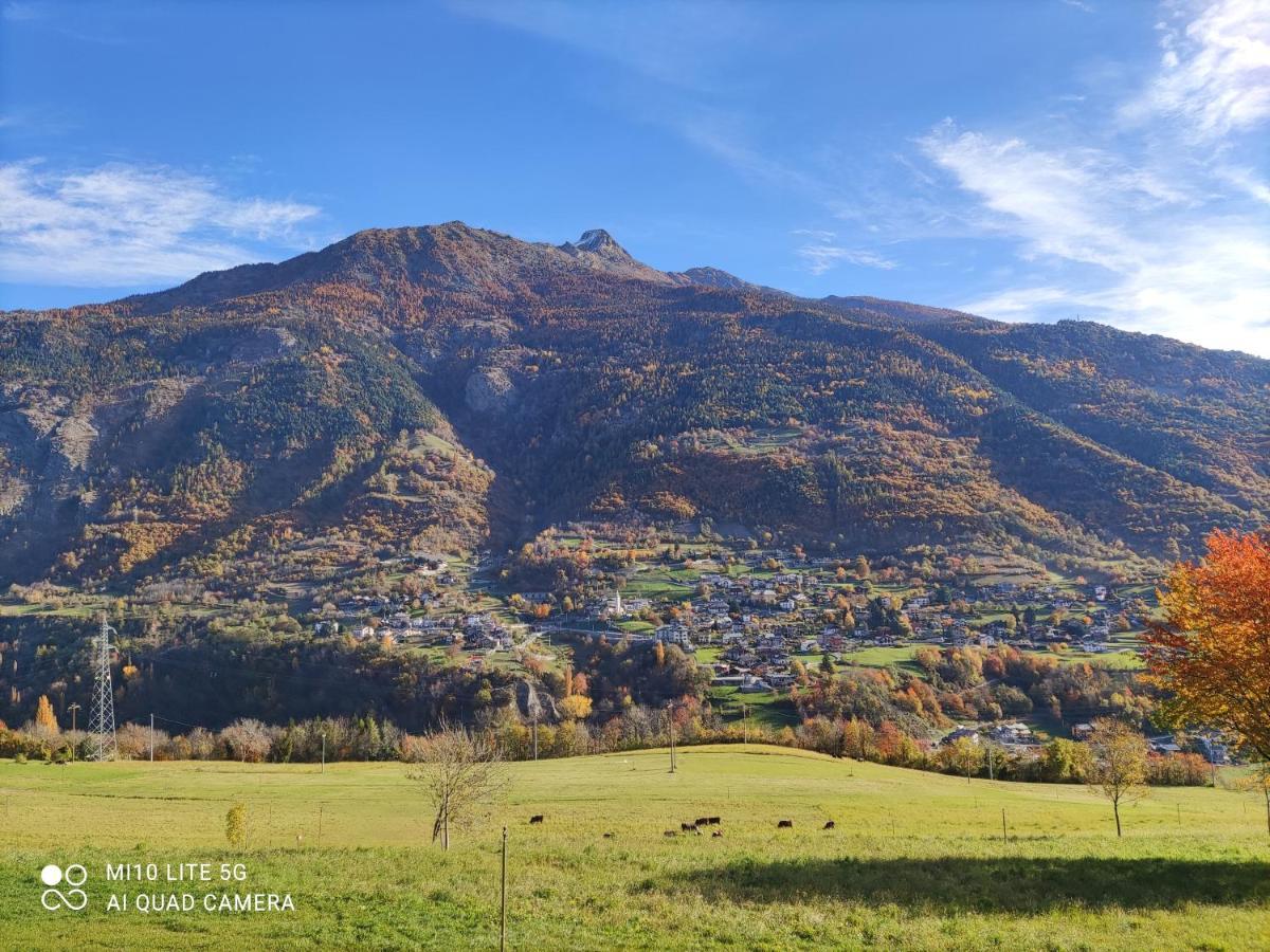 Appartamento Con Vista Chez Mary Roisan 外观 照片