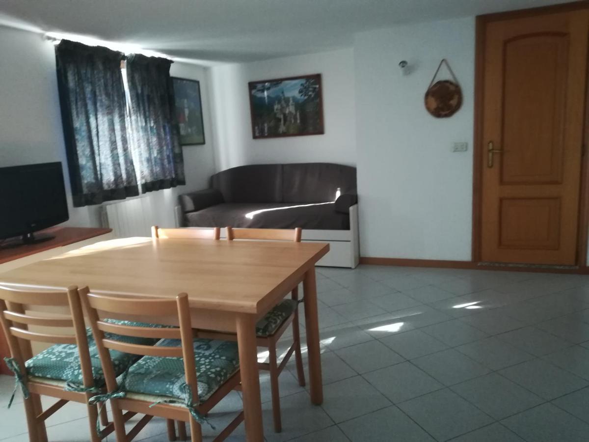 Appartamento Con Vista Chez Mary Roisan 外观 照片