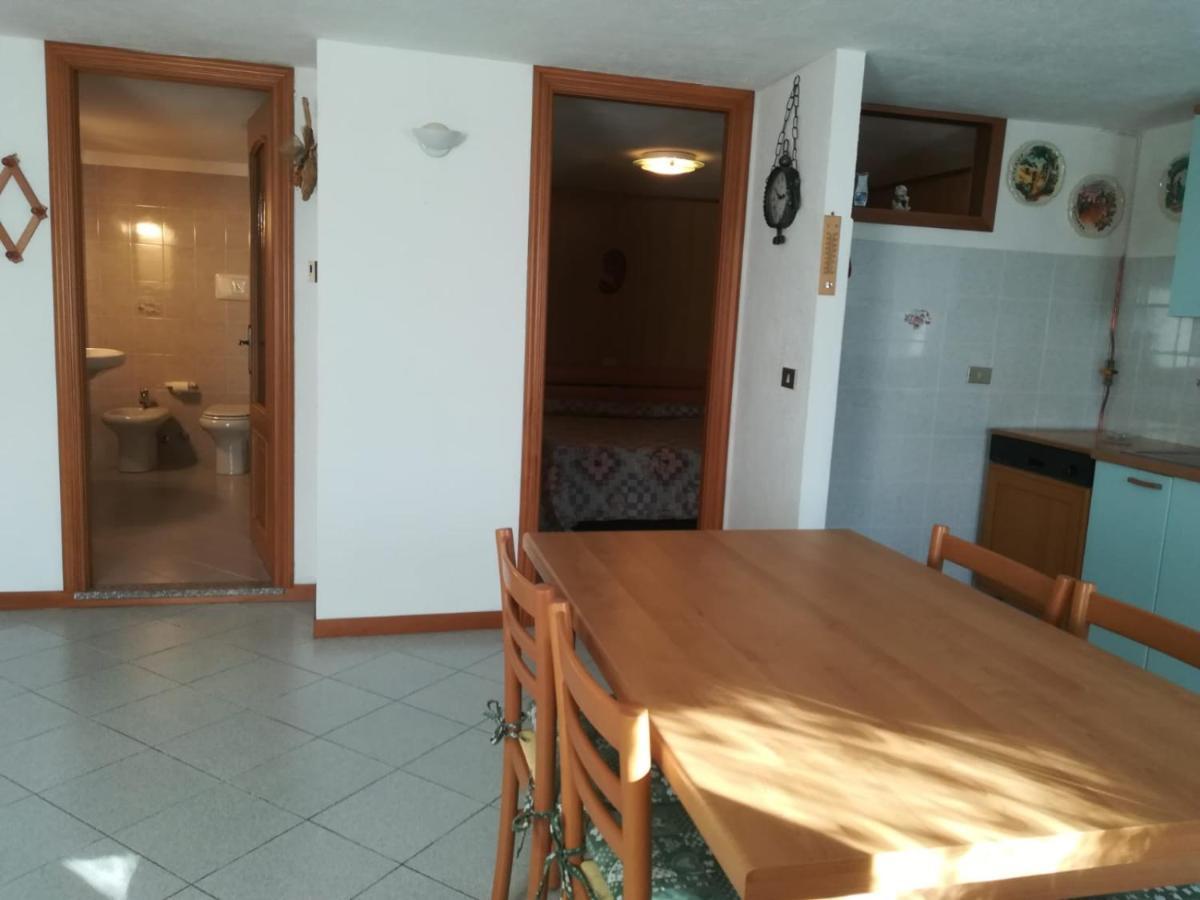 Appartamento Con Vista Chez Mary Roisan 外观 照片
